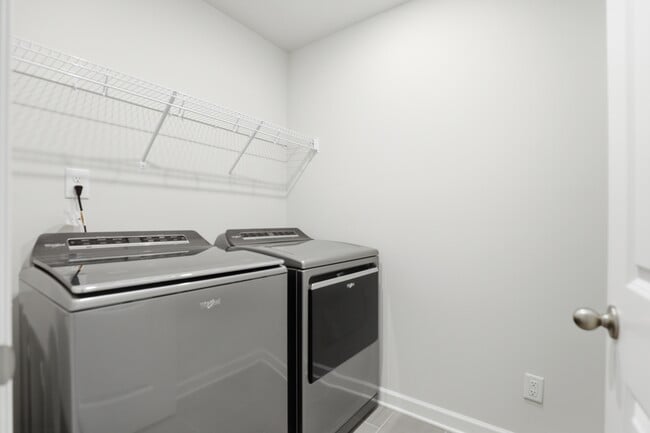 Building Photo - 2317 Belterra Dr