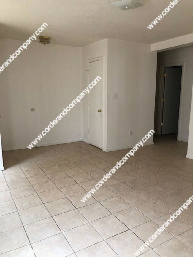 Building Photo - Nice 3 Bedroom, 2 Bathroom, 2 Car Garage and 1,248 Sq Ft. Located in a Gated HOA Community with a...