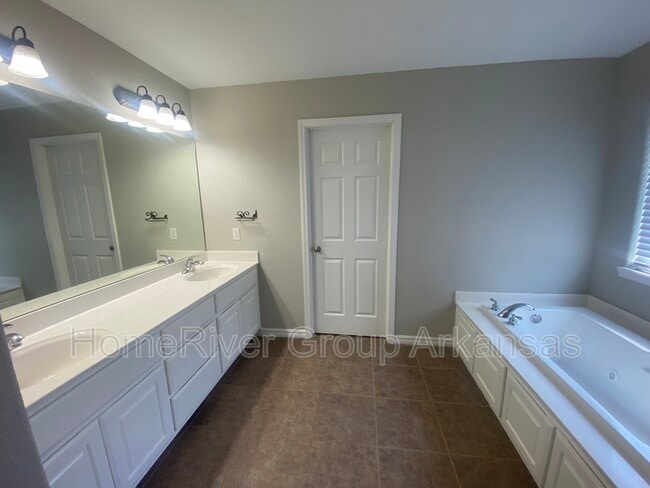 Building Photo - 9 Ormskirk Ln