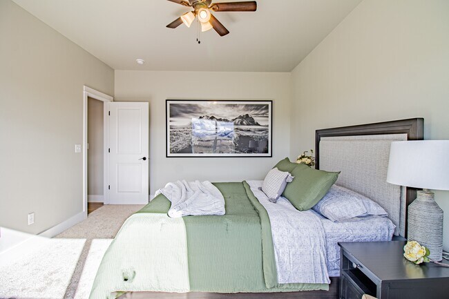 Building Photo - 1300 Mahalo Ln