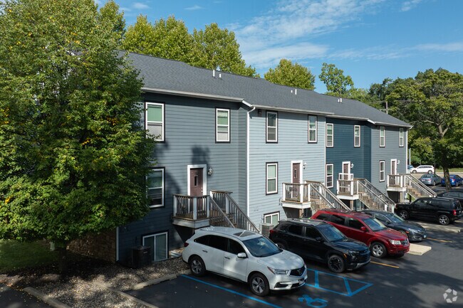 Building Photo - Main St. Properties