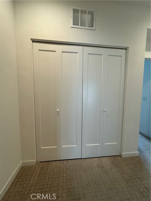 Building Photo - 423 Hudson St