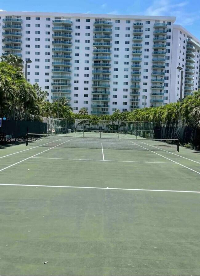 Building Photo - 19390 Collins Ave