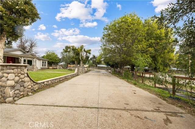 Building Photo - 15608 Tierra Rejada Rd