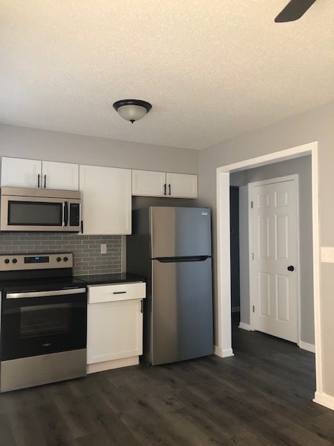 Building Photo - Welcome home to this spacious 3 bedrooms and 2 full baths duplex located on Orchard St in Pleasan...