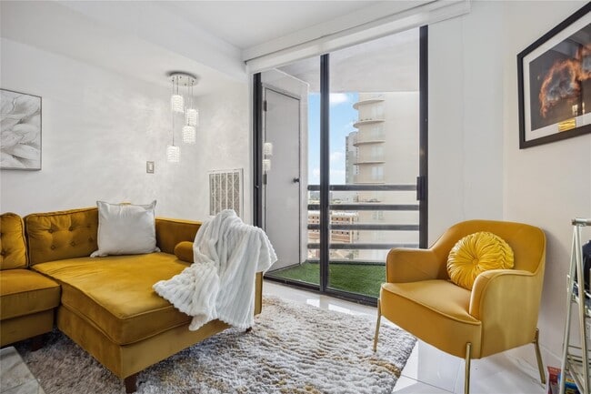 Building Photo - 3525 Sage Rd