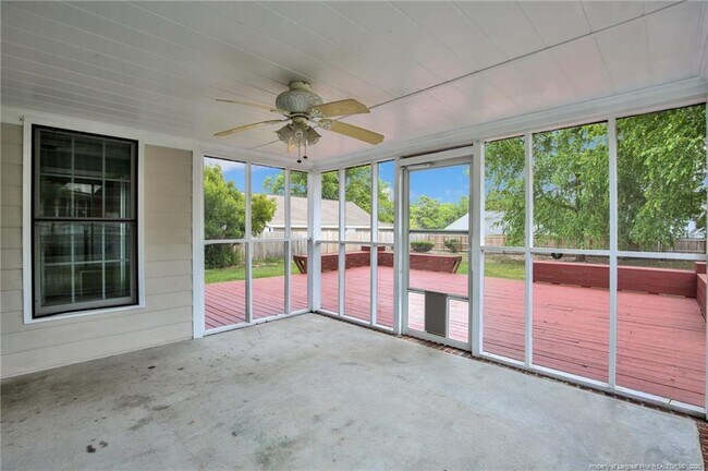 Building Photo - 7924 Lester Dr