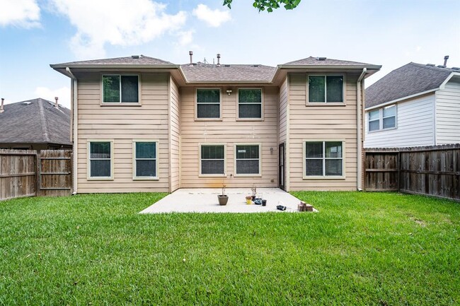 Building Photo - 5914 Shadow Creek Ct