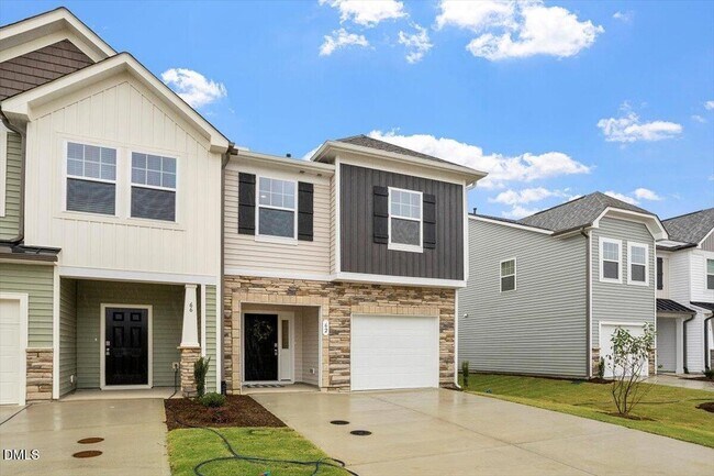 Building Photo - 74 Amaryllis Ln