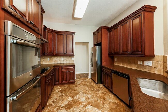 Building Photo - 7619 Danehill Dr