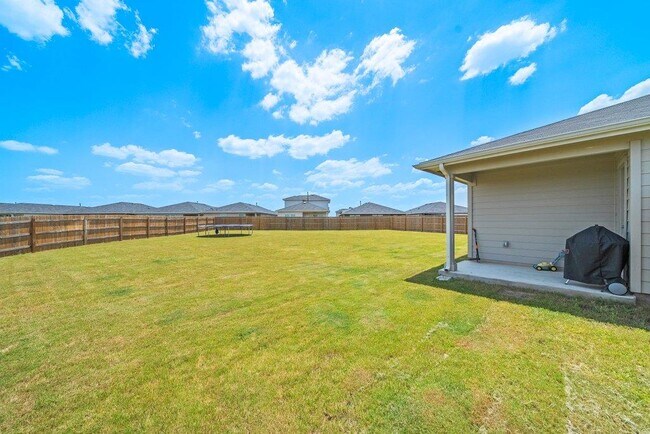 Building Photo - 151 Galanthus Ct