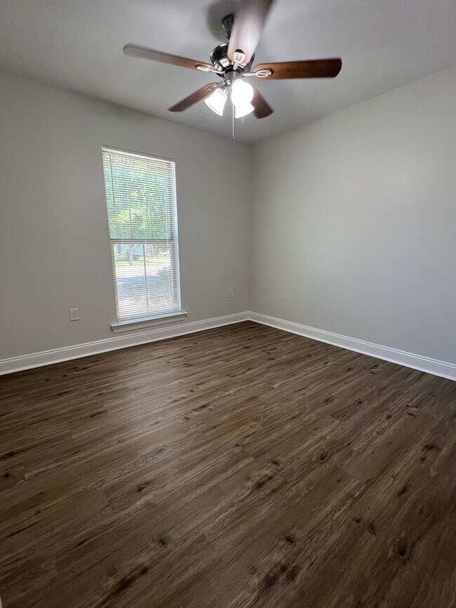 Building Photo - 4100 Mulligan Manor Ln