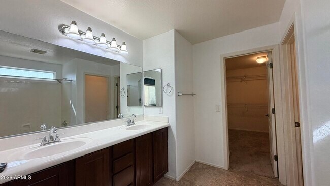 Building Photo - 2129 S Jacana Ln