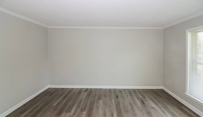 Building Photo - 8642 Edney Ridge Ave