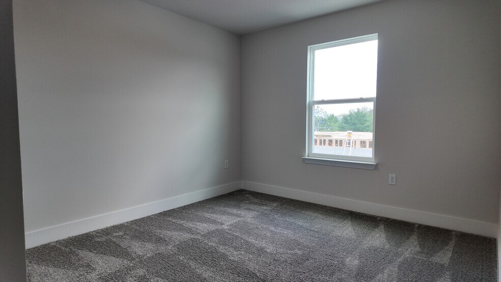 Building Photo - 3319 Grande Heron Dr