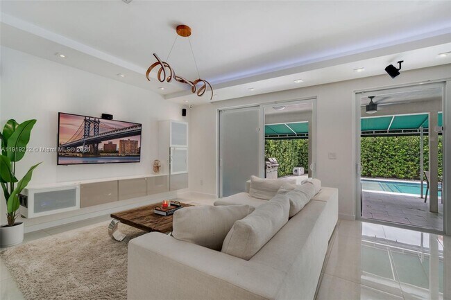 Building Photo - 10629 NW 54th St