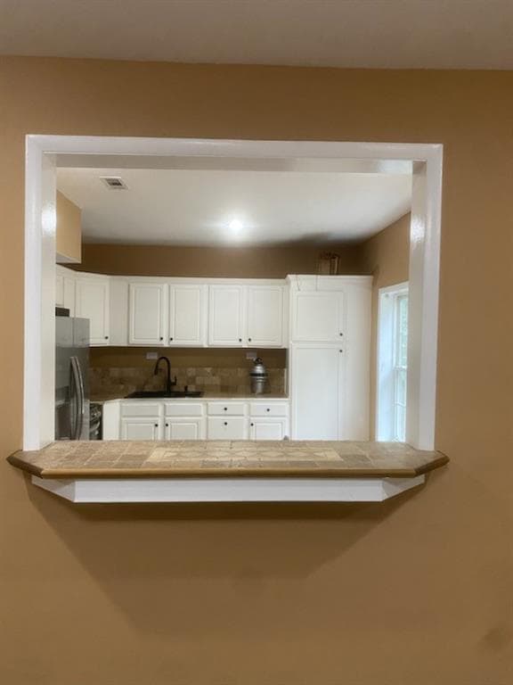 Building Photo - 1624 Longmont Dr