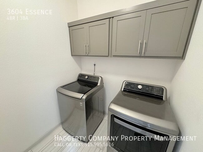 Building Photo - 3604 Essence-