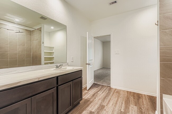 Building Photo - 1726 Windstone Rdg Dr