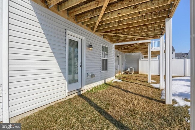 Building Photo - 1 Taube Ct