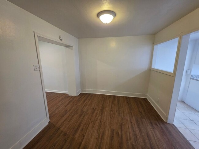 Building Photo - 17 Paynter Dr