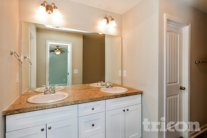 Building Photo - 90 Hanley Mill Dr