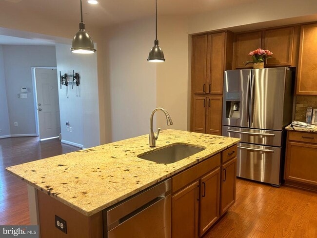 Building Photo - 910 Hall Station Dr