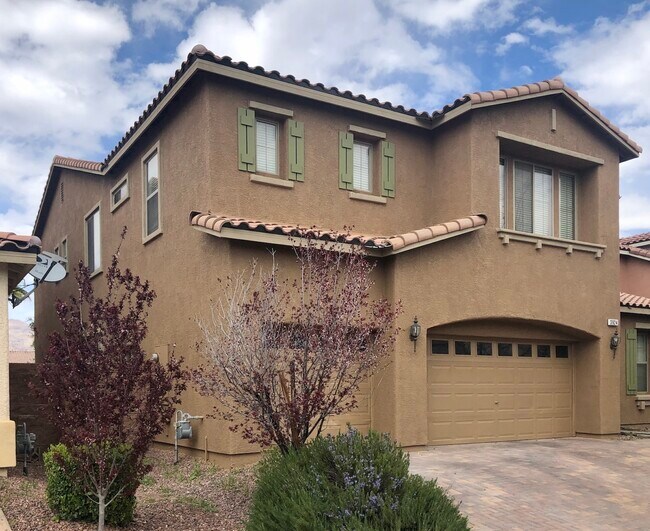Building Photo - 3924 San Esteban Ave