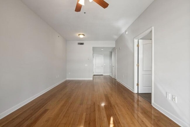 Building Photo - 195 14th St NE