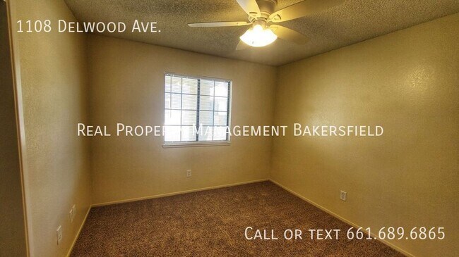 Building Photo - 1108 Delwood Ave