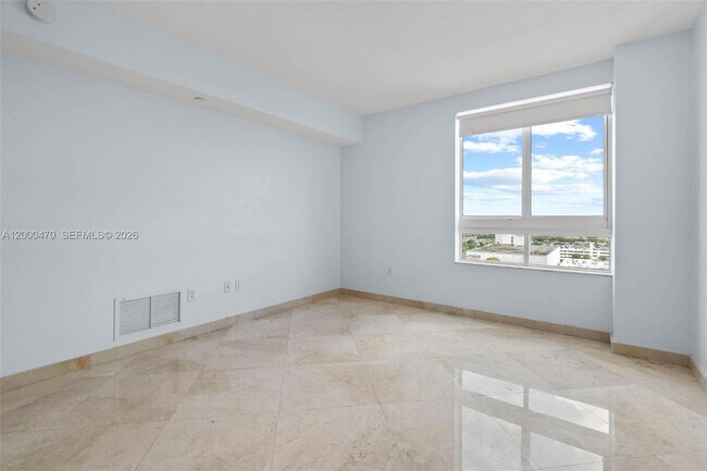 Building Photo - 7350 SW 89th St