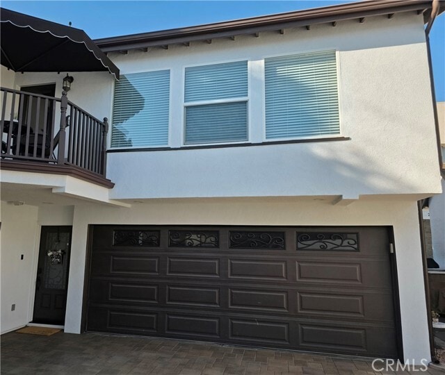 Building Photo - 523 Fischer St