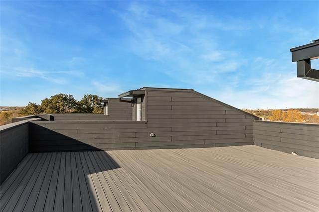 Building Photo - 1105 Poindexter St