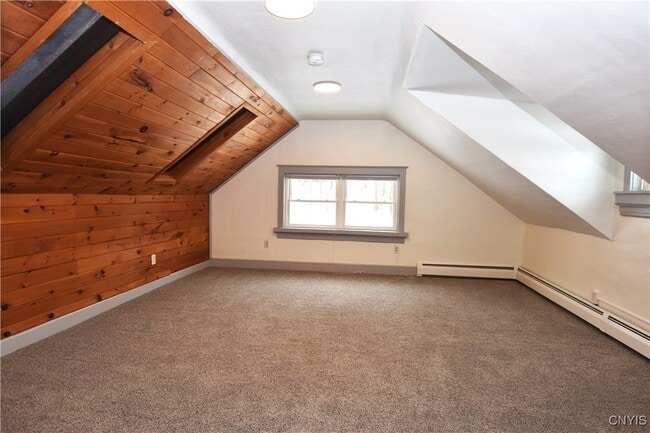 Building Photo - 137 Genesee St