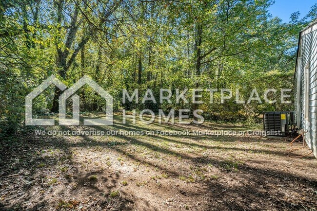 Building Photo - 2842 Mango Cir NW