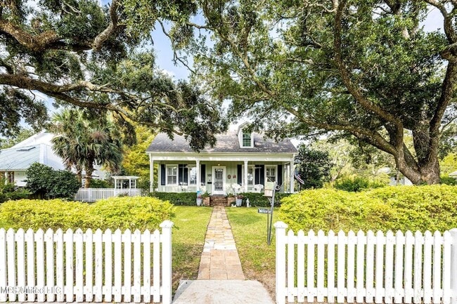 Building Photo - 145 St Francis St