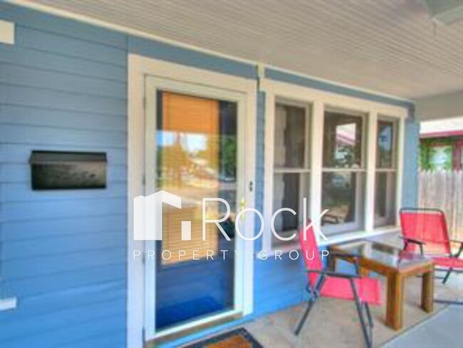 Building Photo - Remodeled 3 Bedroom Bungalow in OKC's Plaza District *Half Off 1st Month's Rent*
