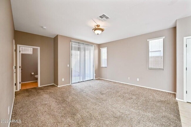 Building Photo - 3652 E Temecula Way