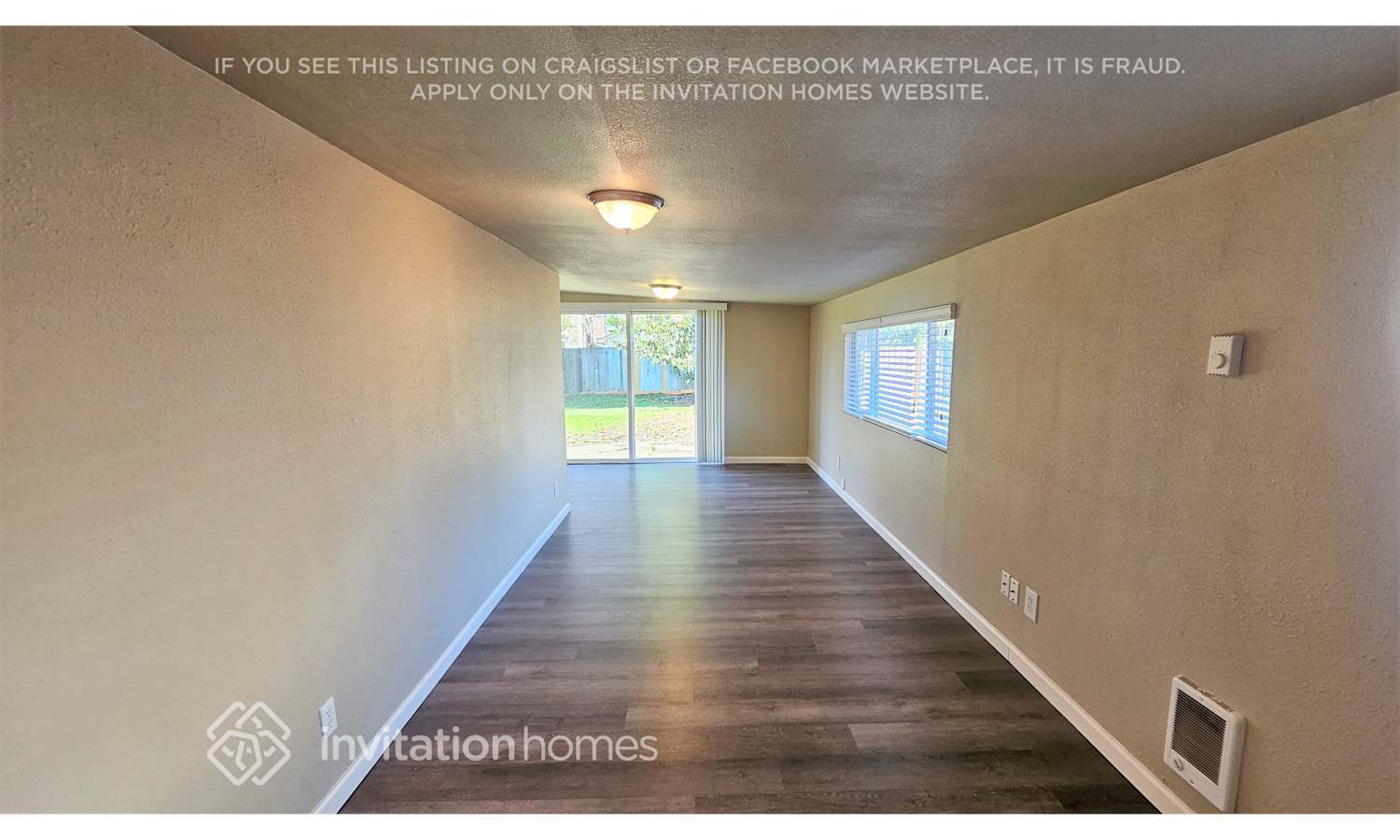 Building Photo - 1346 N Lenore Dr