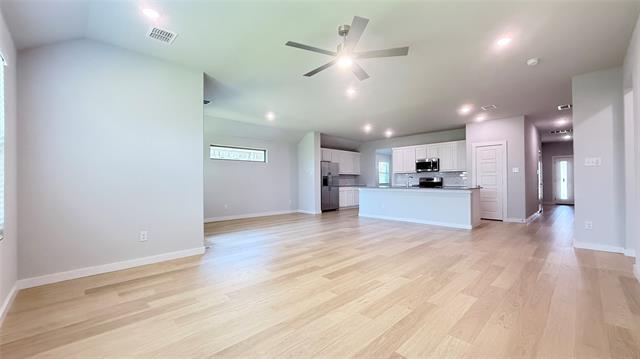 Building Photo - 1911 Sandpiper Wy