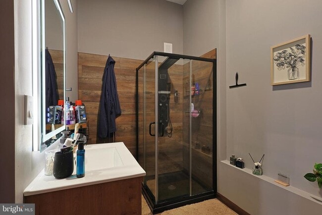 Building Photo - 761 Timberlake Dr