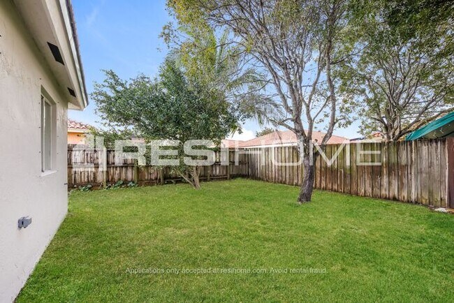 Building Photo - 13423 SW 256th St