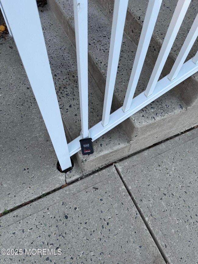 Building Photo - 414 Sloan Ct