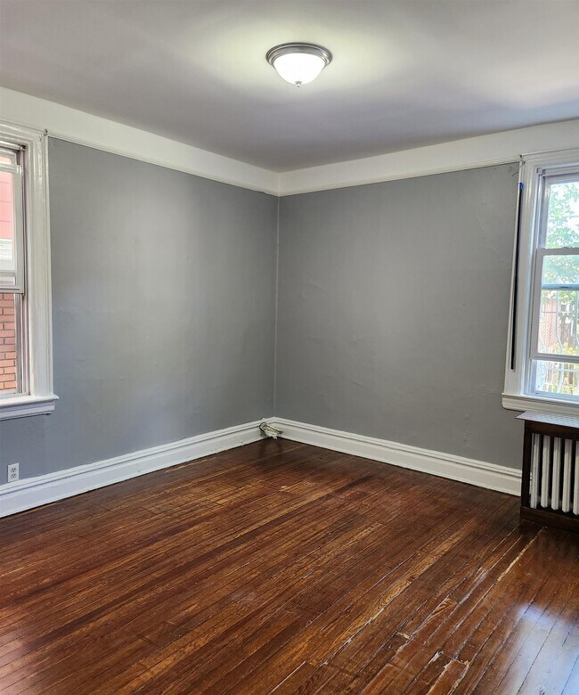 Building Photo - 334 Stegman Pkwy