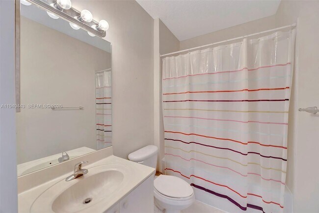 Building Photo - 1192 NE 32nd Ave