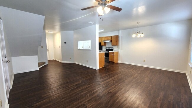 Building Photo - 1209 Alder Ct