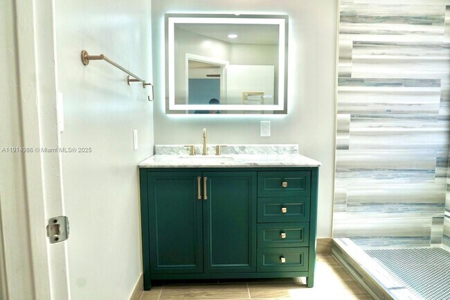 Building Photo - 4623 NW 97th Ct