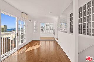 Building Photo - 25 Arcadia Ter