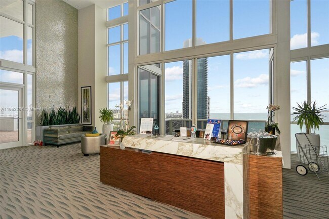 Building Photo - 18201 Collins Ave