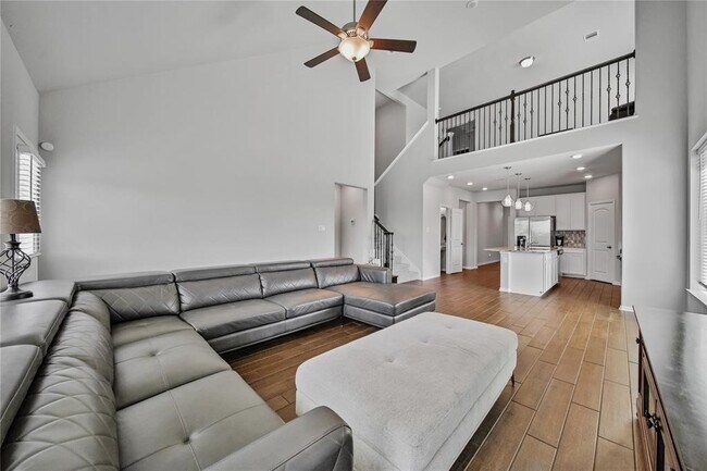 Building Photo - 5003 Brewcastle Ln
